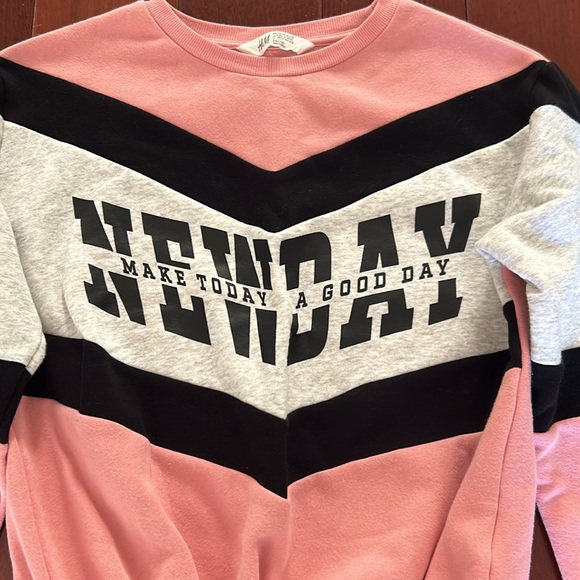 H&M sweat shirt - Picture 2 of 3